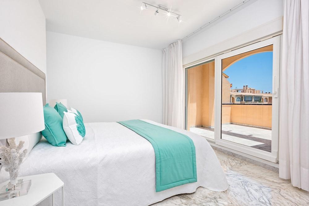 Iloftmalaga Atico Alamos Hotel 4*