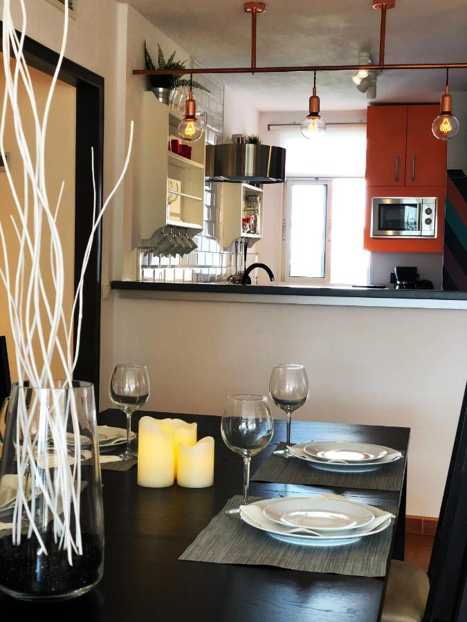 Fully Furnished Luxury By The Beach. Apartment