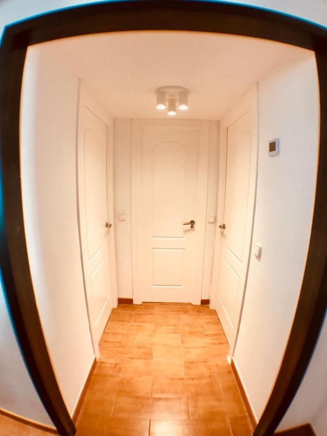 Apartment Fully Furnished Luxury By The Beach.