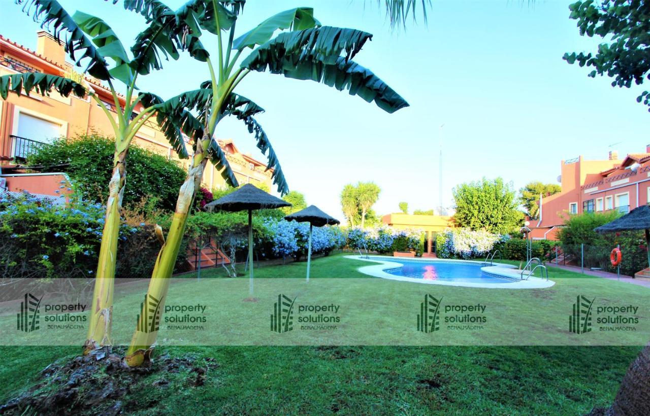 Torremolinos: Beachside Retreat With Pool And Free Parking Apartment *