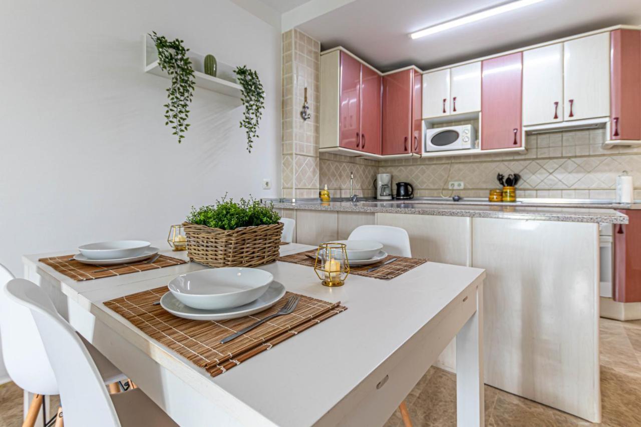 Apartment 797 Rentals- Duplex 7 En La Carihuela A 1 Min De La Playa