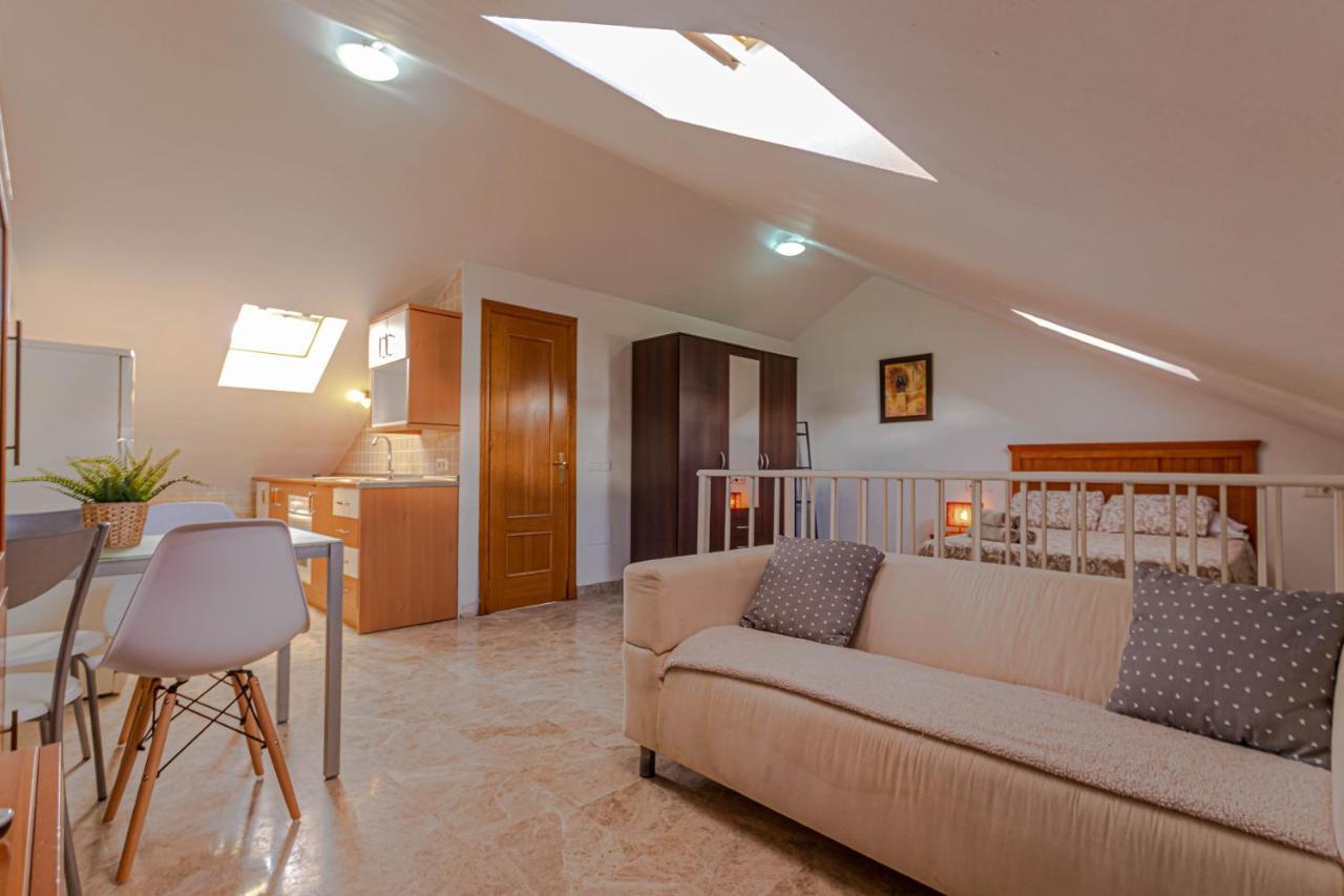 797 Rentals- Duplex 7 En La Carihuela A 1 Min De La Playa Apartment *