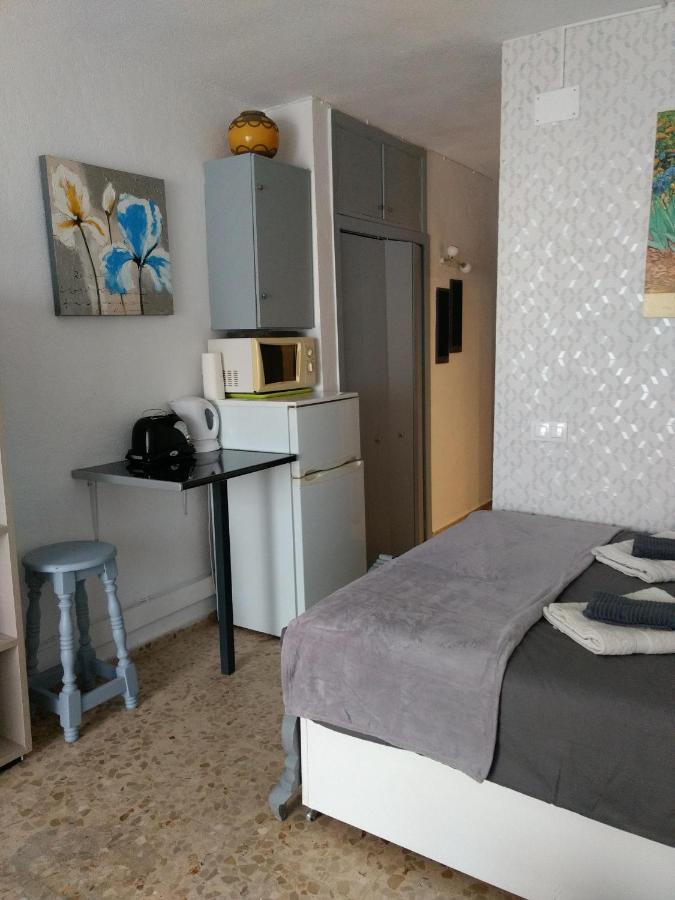 Some Shades Of Grey Apartment *