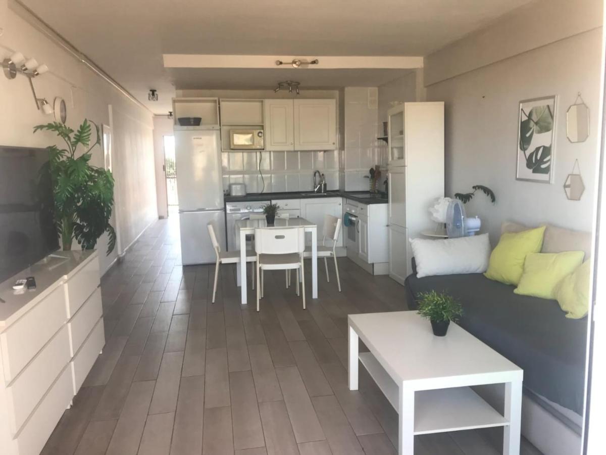 Piscina Y Playa A 200 Mts Appartement