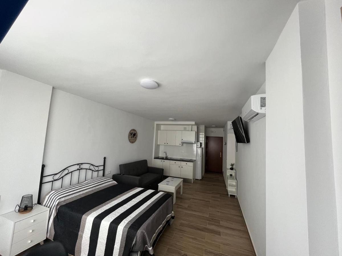 Ver621 - Estudio Con Vistas Al Mar, Wifi, Piscina, Centro A 100 Metros, Playa A 600 Metros Appartement Torremolinos