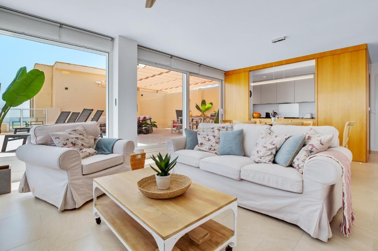 Crystalline View's Of Carihuela - 3 Bedrooms Penthouse Appartement