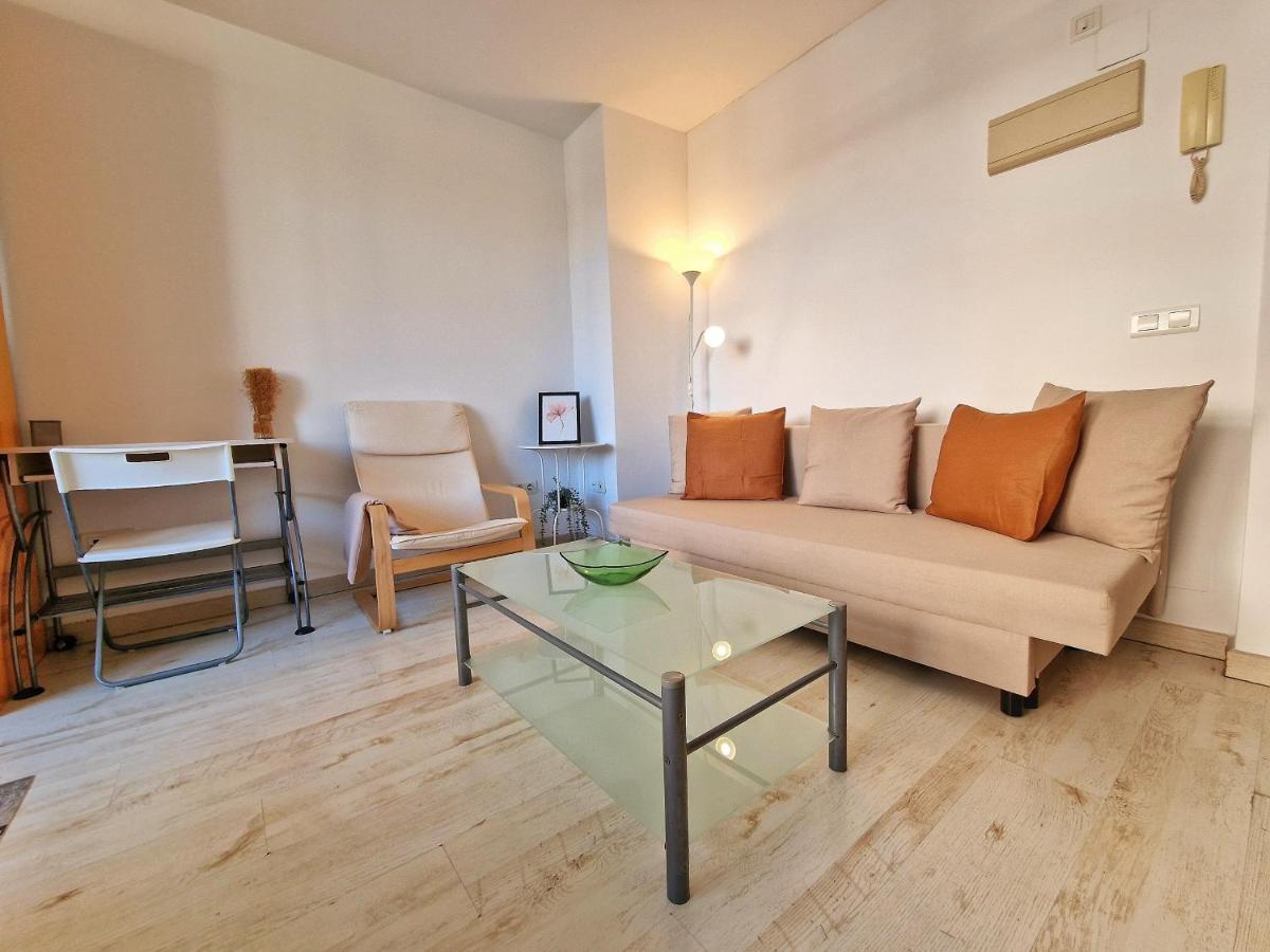 Confortable Apartamento En El Centro De Con Parking Torremolinos