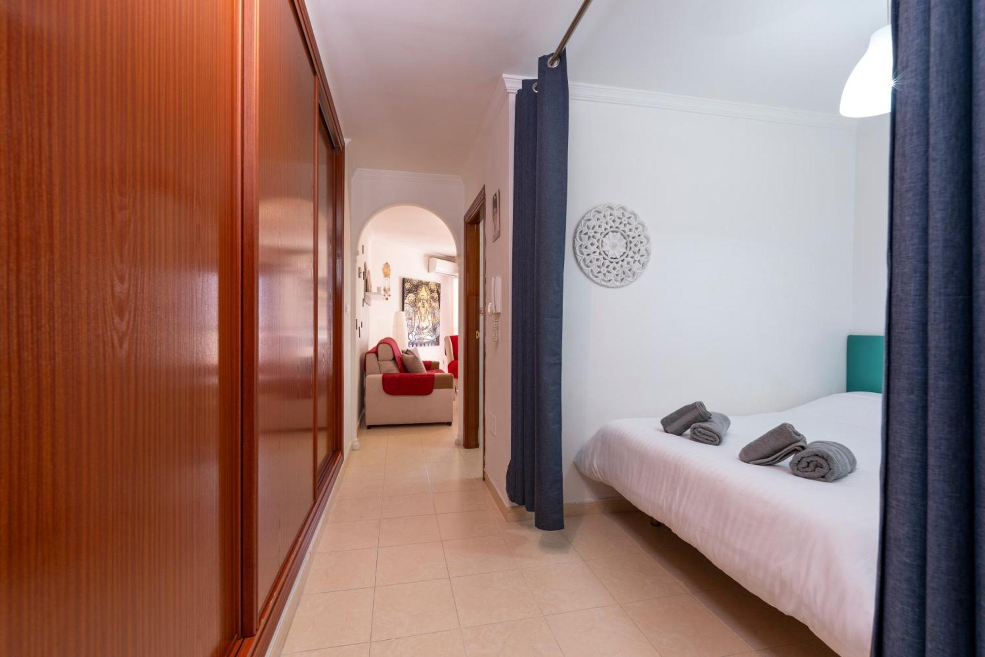 Apartamento Centro Con Parking Apartment *