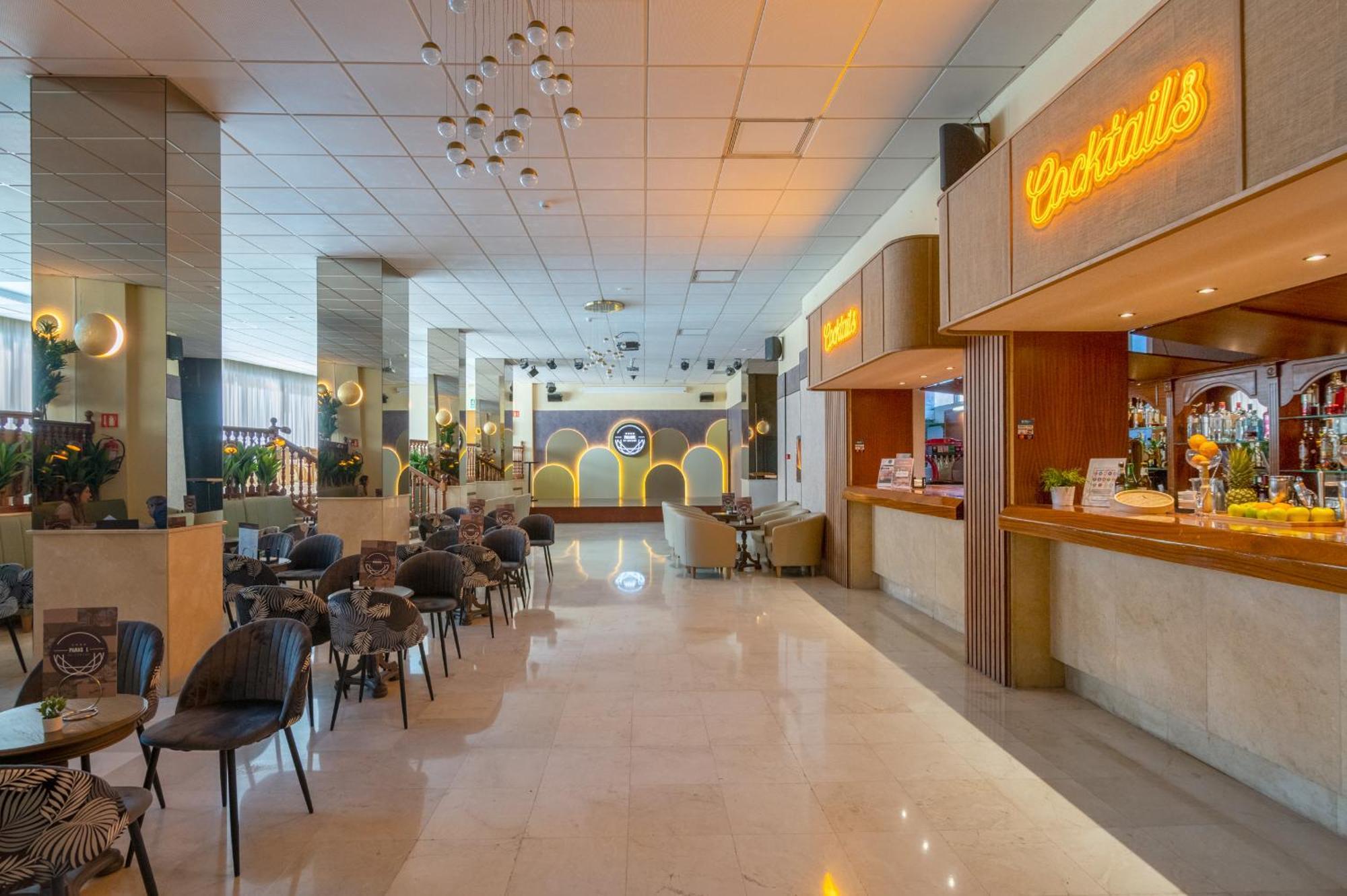 Parasol By Dorobe Hotel Torremolinos