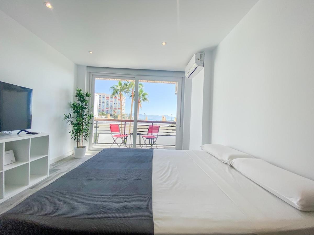 Wifi, Terraza, Piscina Y Acceso Privado A La Playa * Torremolinos