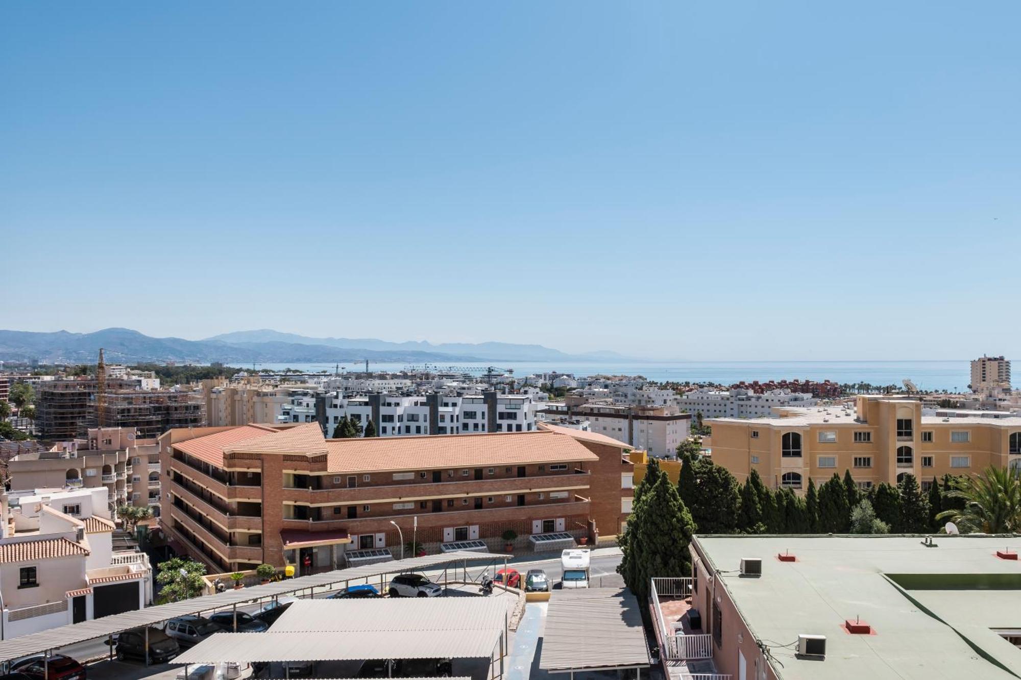 Apartamento Wifi, Smart Tv, Piscina, 900 Metros Playa, La Colina Torremolinos