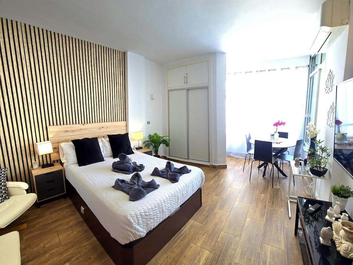 The Harmony Luxe Center With Seasonal Pool Free Wifi And Netflix By Namaste Elite Apartment