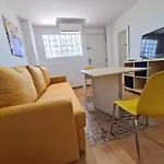 Malagasuite Picturesque Apartment