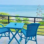 Amazing Sea Views & Front Of The Beach