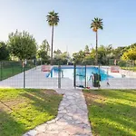 ¡Precioso apartamento con piscina!