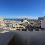 Symphony Sunrise, With Stunning Sea Views And Short Walk To The Beach By Namaste Elite
