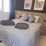 Symphony Sunrise, With Stunning Sea Views And Short Walk To The Beach By Namaste Elite