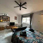 Estudio En Torremolinos - La Carihuela - Wifi 365 Mbps - Fire Stick Amazon - Playa A 50 Metros