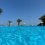 Seaside Tranquility And Urban Luxury - Stylish Duplex In Torremolinos W Jacuzzi