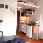 Central Studio #409 Near Beaches &Free Wifi