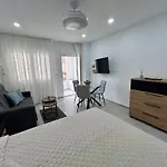 Ver64 - Nuevo, Reformado 100, Terraza, Wifi, Playa A 600 Metros, Centro A 300 Metros