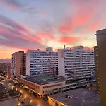 The American Dream - One Bedroom Apartment With Stunning Views
