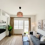 Bright Studio Plaza Andalucia