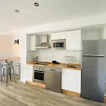 Central Torremolinos Garden Apartment - Sea Views