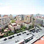 Lovely, Quiet & Center Sea Views