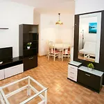 Monko - Center & White Town Apartment O
