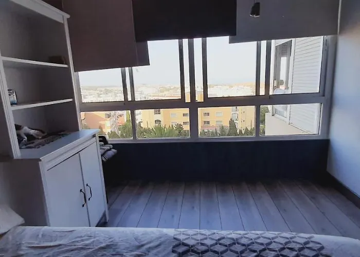 Apartamento With Sea Views