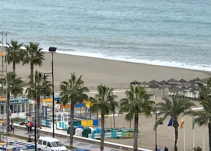 Torremolinos, Playa Del Bajondillo, Primera Linea
