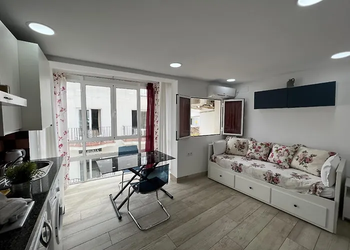 Cozy Studio Reina In Carihuela Carmen