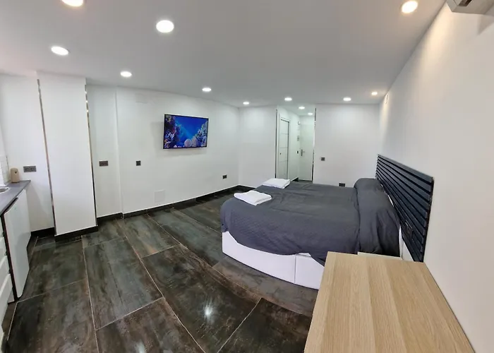 Estudio Recien Reformado En Hotel 1 Linea Playa