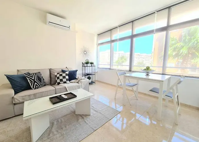 Luminoso Estudio En Torremolinos