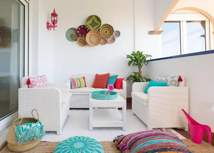 Boho Chic- Beachfront - Free Bikes - Salt Water Pool