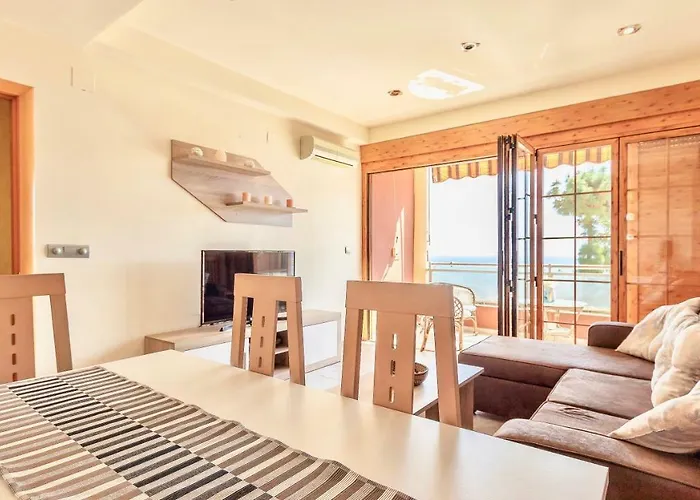 797 Holiday Rentals- Piso Con Vistas Al Mediterraneo Y A La Carihuela