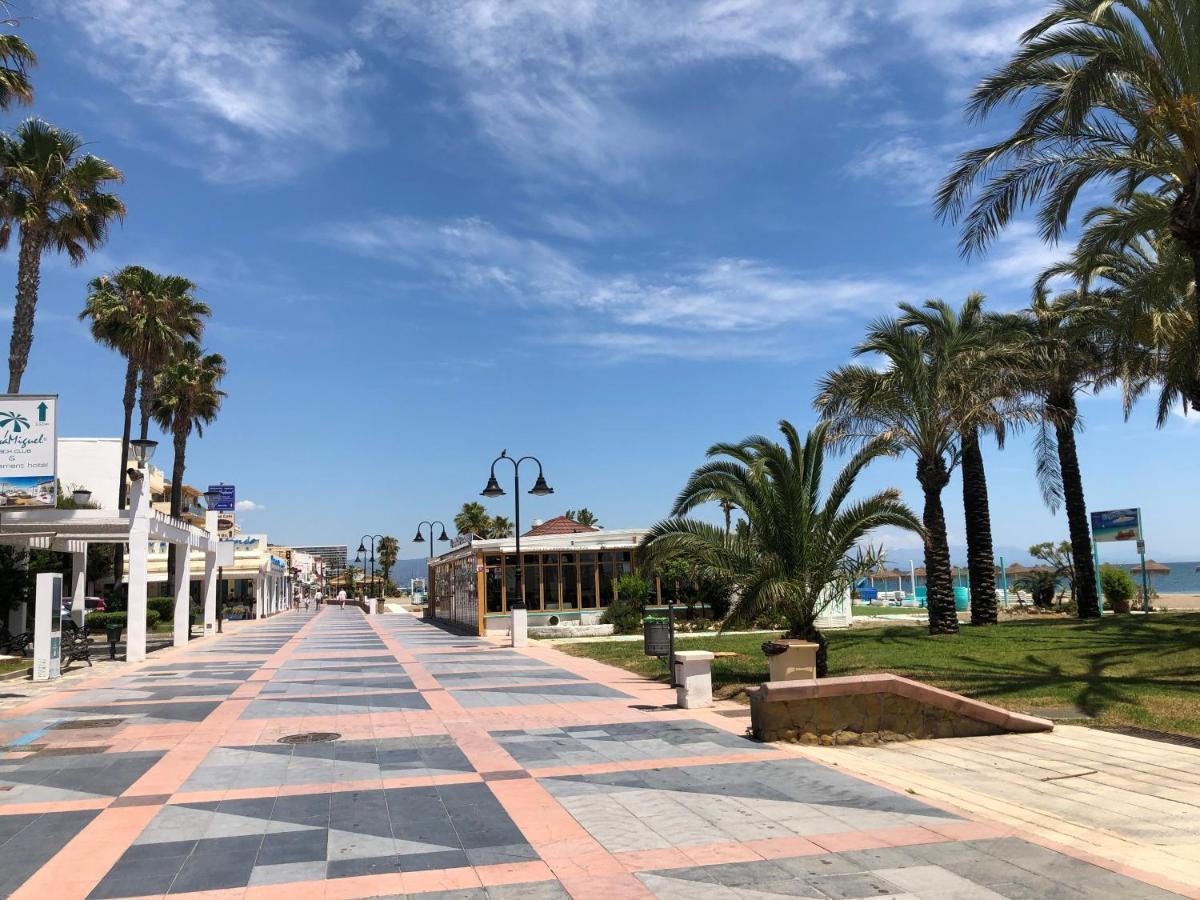 Carihuela Beach - Plaza Del Remo * Torremolinos