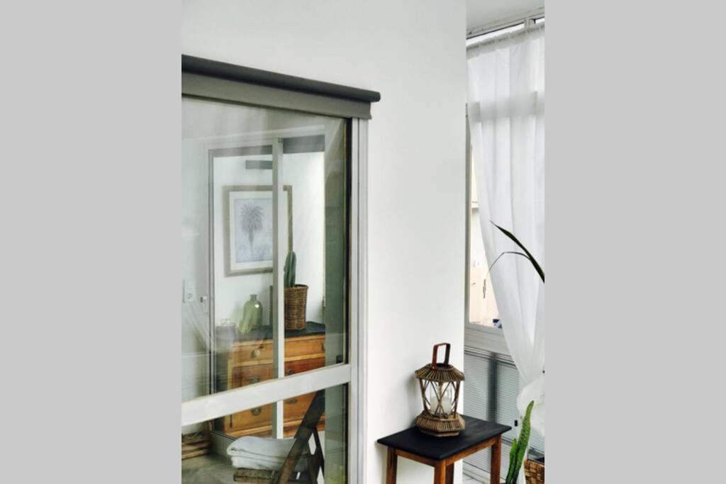 Begonia Center 230 By Namaste Elite