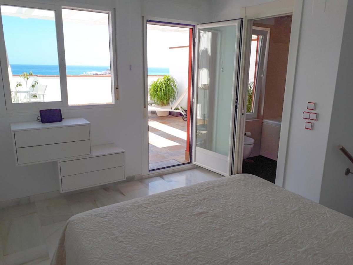 Atico Duplex Con Vistas Al Mar. Dos Plazas De Garaje Appartement