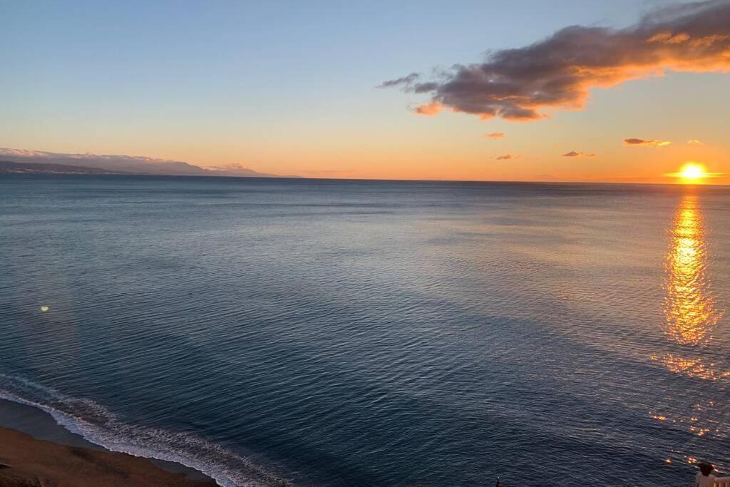 Apartment Amazing Frontline Sea Views Castillo Del Vigia *