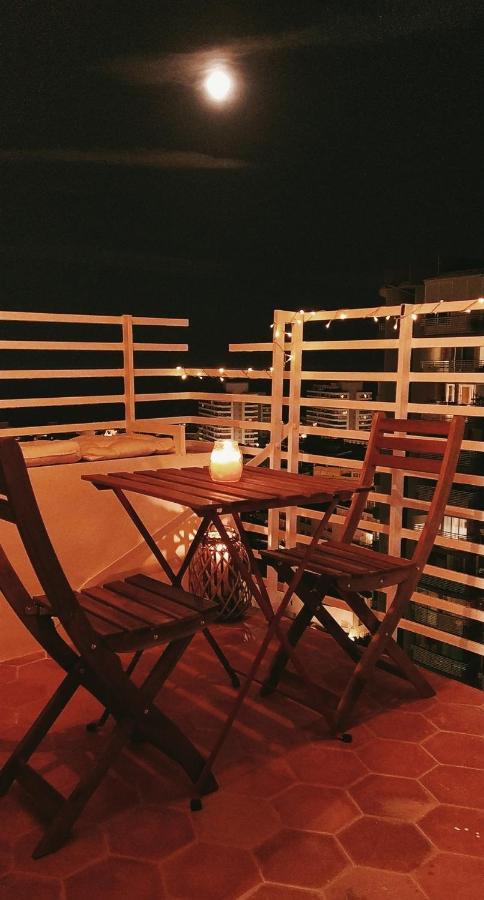 Centric Flat Level 17 With Panoramic Terrace Overlooking The Sea
