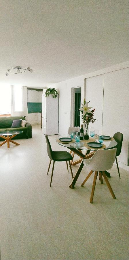 Centric Flat Level 17 With Panoramic Terrace Overlooking The Sea * Torremolinos