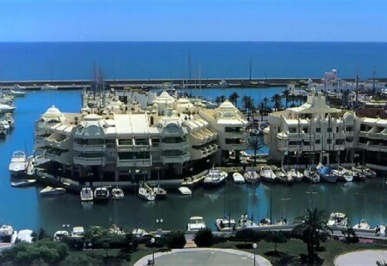 Family Friendly Patio And Poolview * Torremolinos