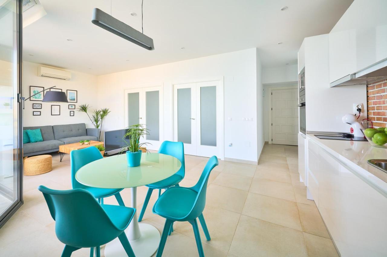 Balcon Al Mar Direct Access To The Beach Torremolinos