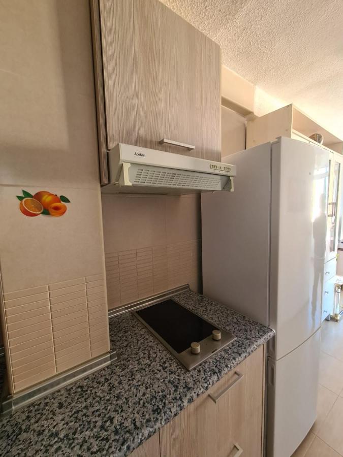 Vistas Mar: Estudio Con Dormitorio: Centro Y Playa