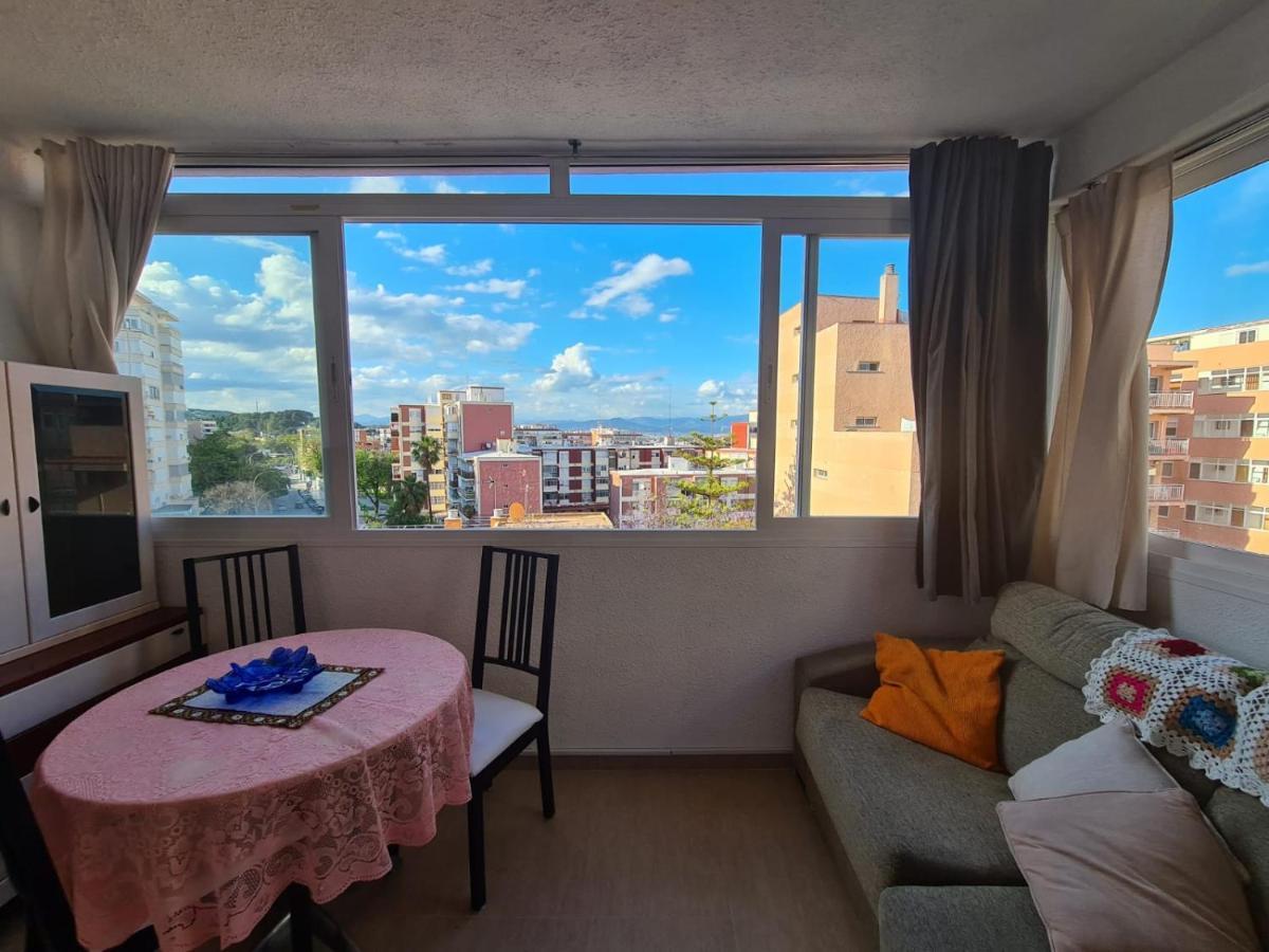 Vistas Mar: Estudio Con Dormitorio: Centro Y Playa Apartment *