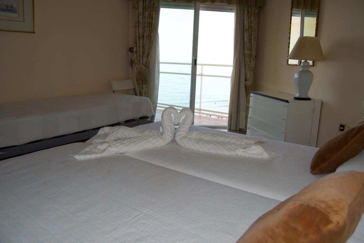 Apartamento Almar, Beachfront 6 By Alohamálaga