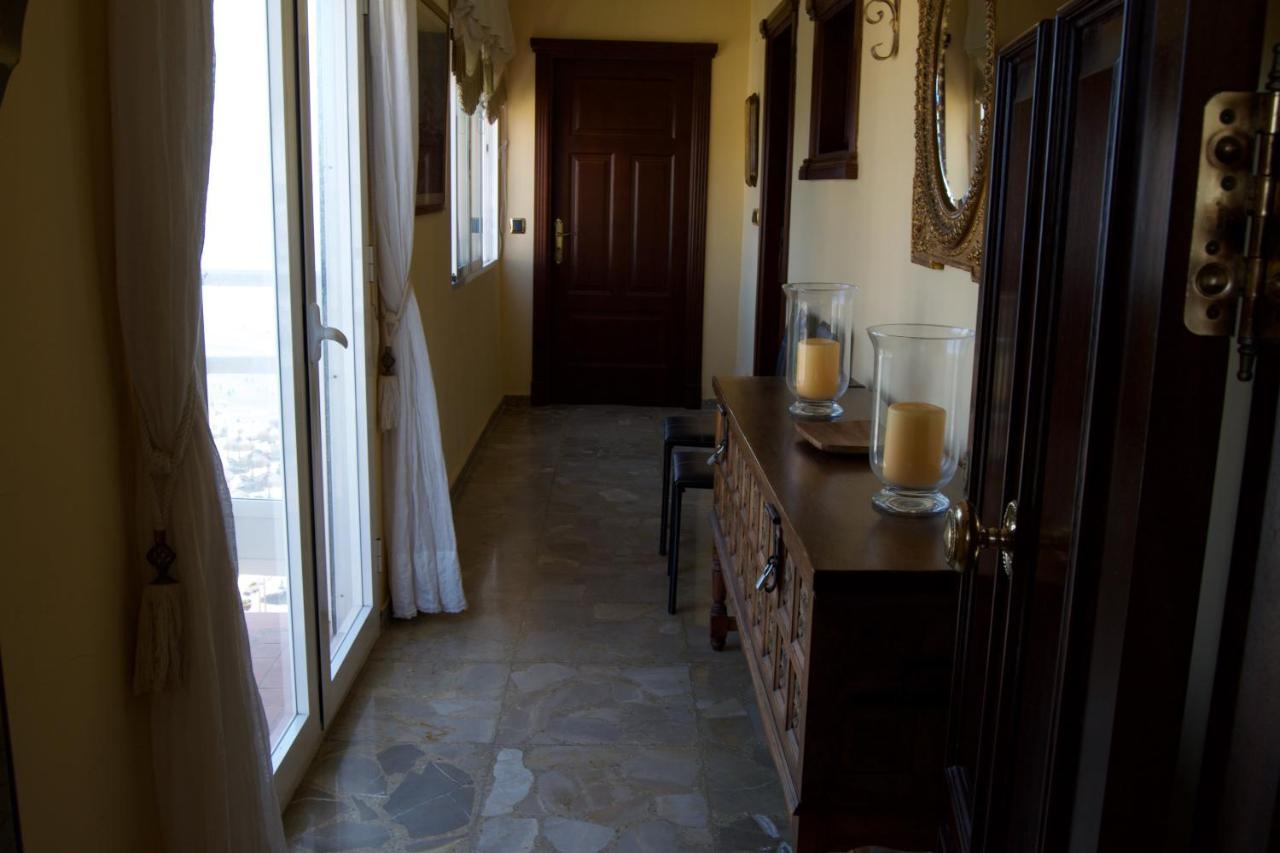 Almar, Beachfront 6 By Alohamálaga