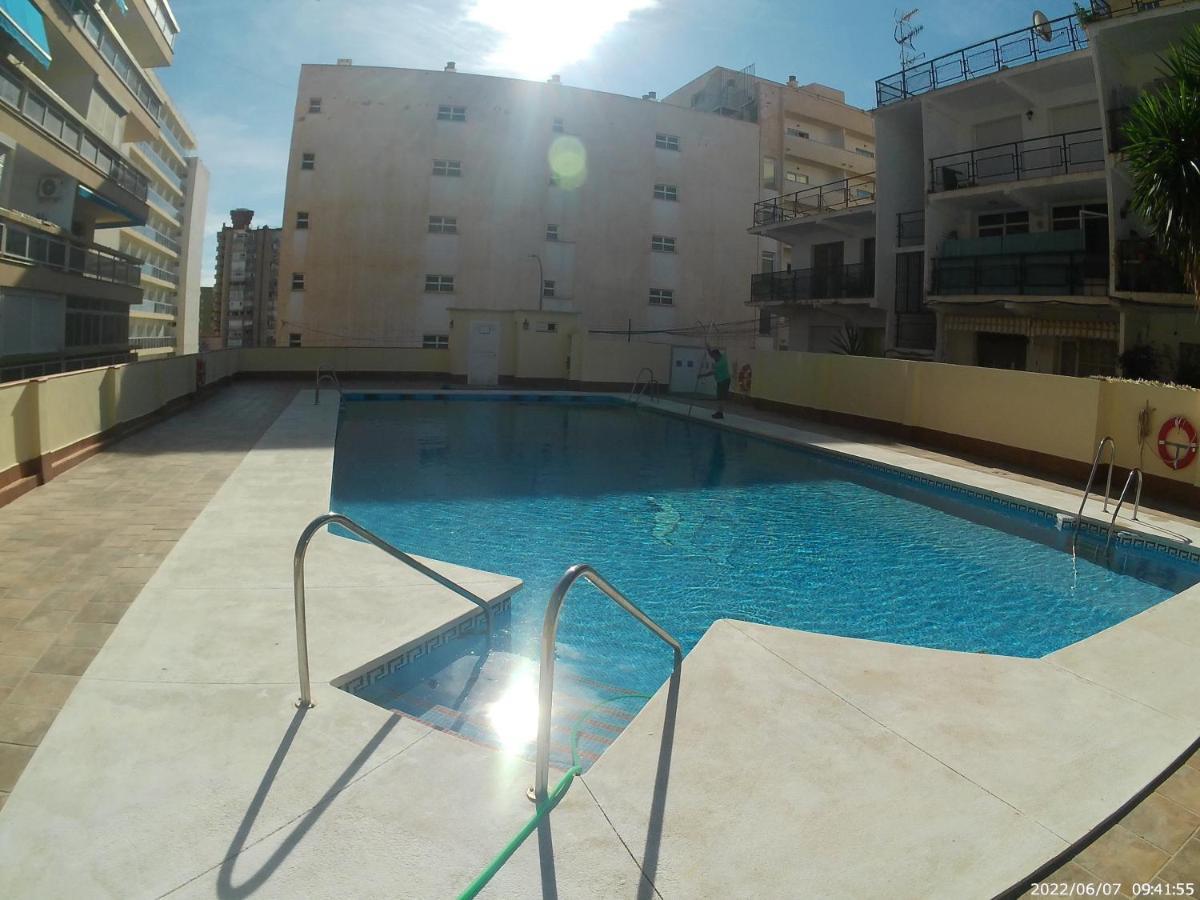 Holidays2torremolinos: With Pool And Rooftop Terrace Torremolinos